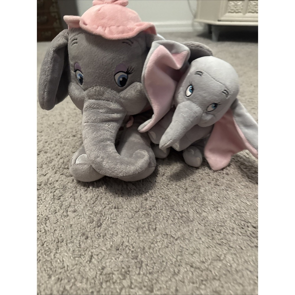 Disney Parks Dumbo Mrs. Jumbo Mom & Baby Elephant Plush Toy Set